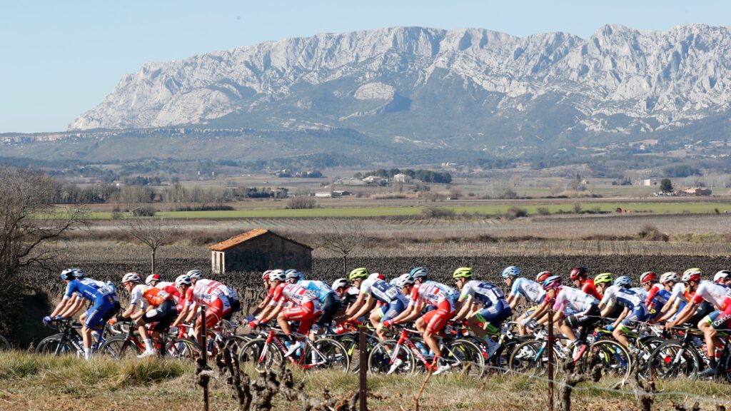 Tour Cyclist La Provence 2019 Event Side